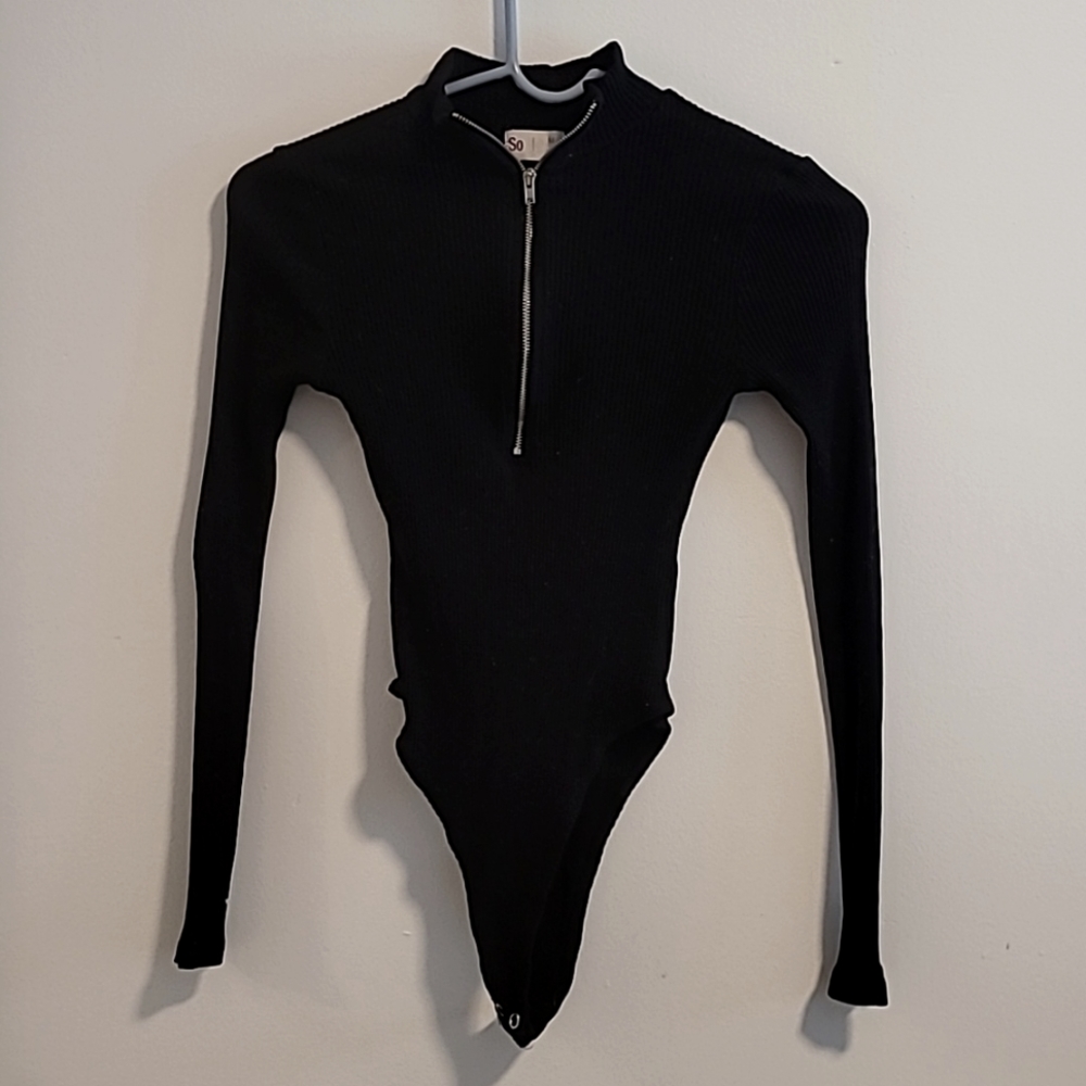 Black long sleeve body suit